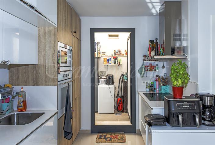 Image No.10-3 Bed Semi-Detached for sale