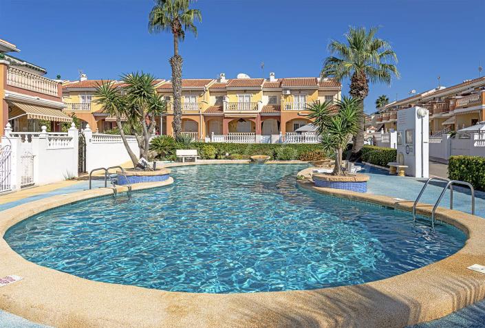 Image No.3-3 Bed Duplex for sale