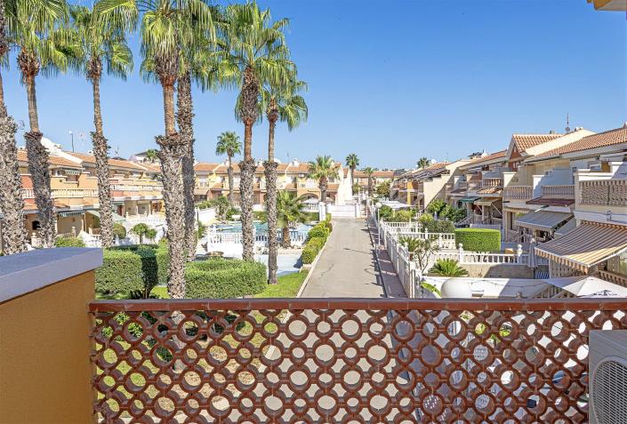 Image No.28-3 Bed Duplex for sale