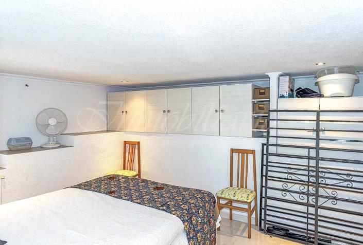 Image No.52-4 Bed Villa / Detached for sale