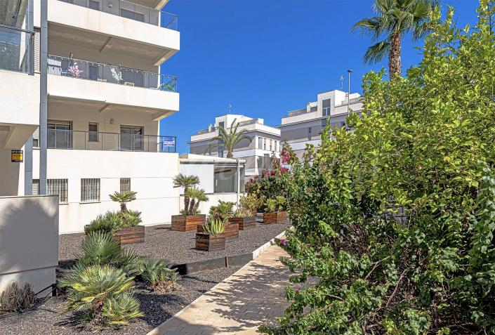 Image No.34-3 Bed Apartment for sale