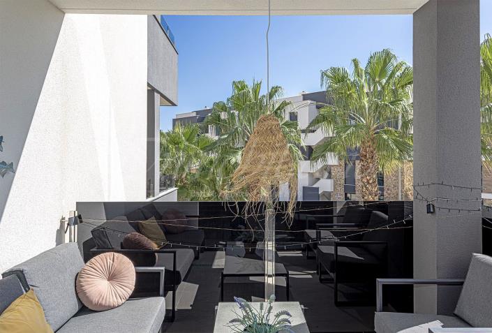 Image No.12-2 Bed Apartment for sale