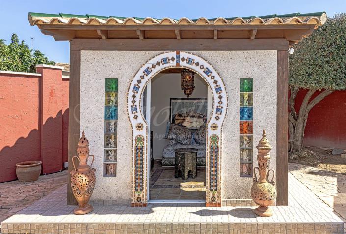 Image No.11-34 Bed Semi-Detached for sale