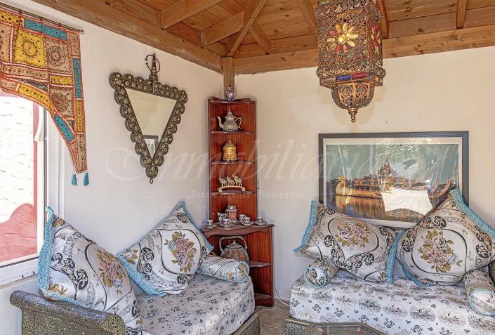 Image No.12-34 Bed Semi-Detached for sale