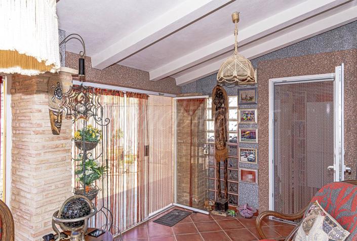 Image No.26-34 Bed Semi-Detached for sale