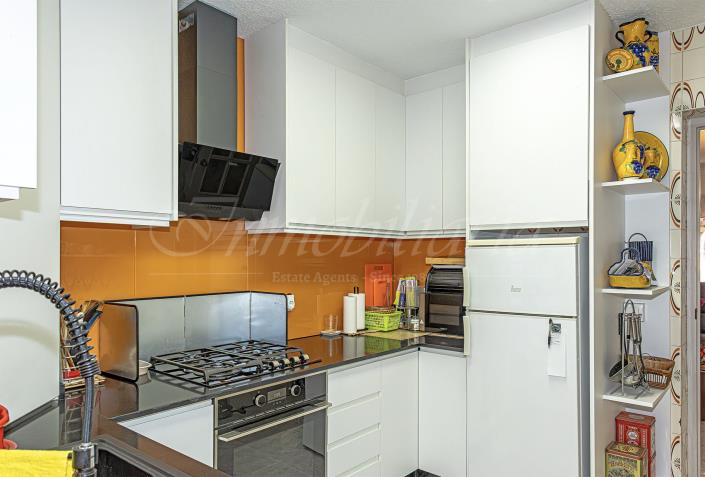 Image No.28-34 Bed Semi-Detached for sale