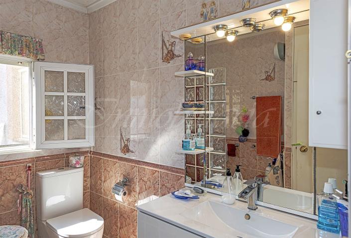 Image No.34-34 Bed Semi-Detached for sale