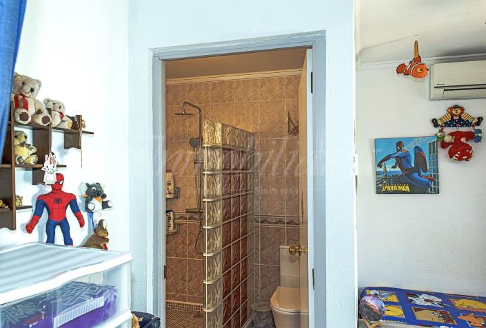 Image No.39-34 Bed Semi-Detached for sale