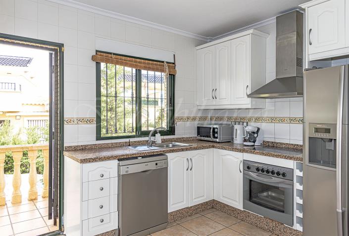 Image No.20-3 Bed Villa / Detached for sale