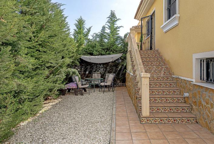 Image No.24-3 Bed Villa / Detached for sale