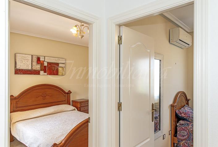 Image No.28-3 Bed Villa / Detached for sale