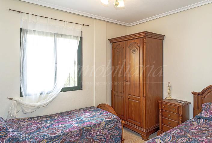 Image No.30-3 Bed Villa / Detached for sale