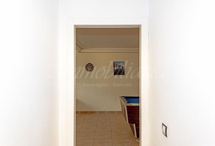 Image No.49-3 Bed Villa / Detached for sale