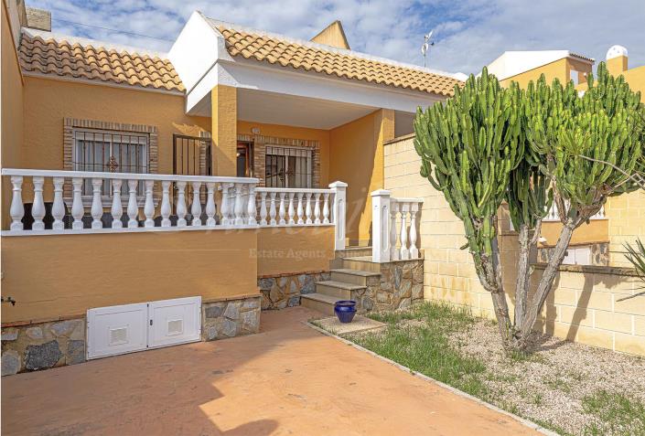 Image No.4-2 Bed Bungalow for sale