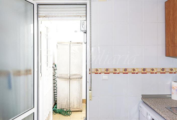 Image No.20-2 Bed Bungalow for sale