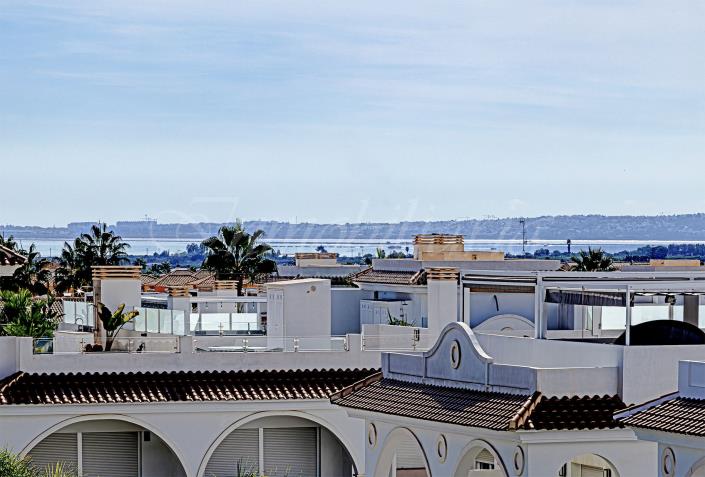 Image No.4-3 Bed Semi-Detached for sale