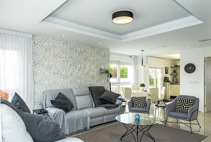 Image No.15-3 Bed Semi-Detached for sale