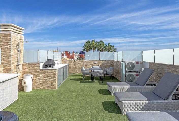 Image No.47-3 Bed Semi-Detached for sale