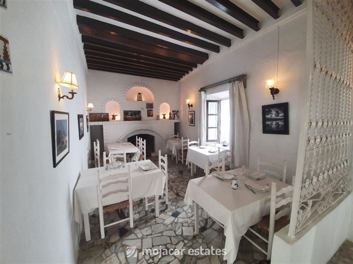 Image No.3-2 Bed Commercial for sale