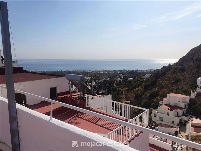 Image No.8-2 Bed Commercial for sale