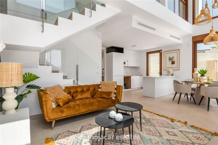 Image No.1-3 Bed Villa for sale