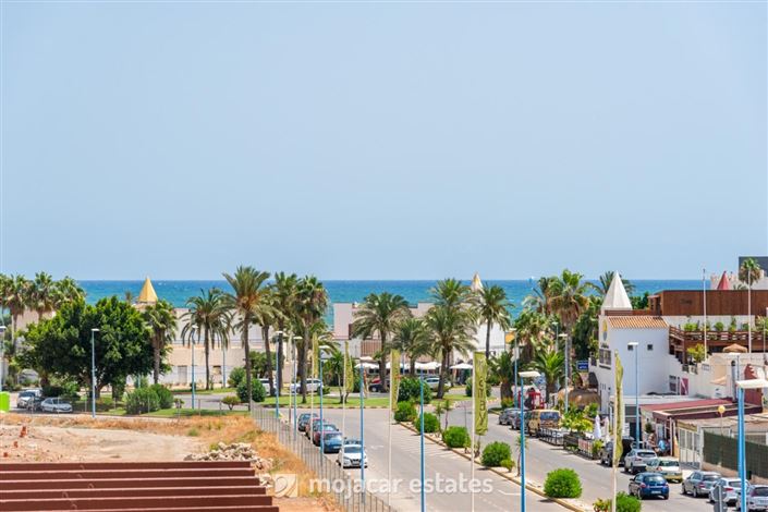 Image No.10-3 Bed Villa for sale