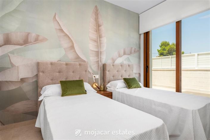 Image No.15-3 Bed Villa for sale