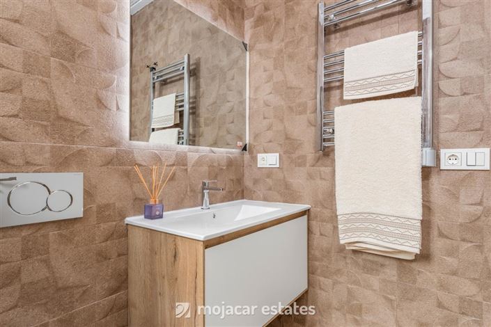 Image No.15-3 Bed Villa for sale