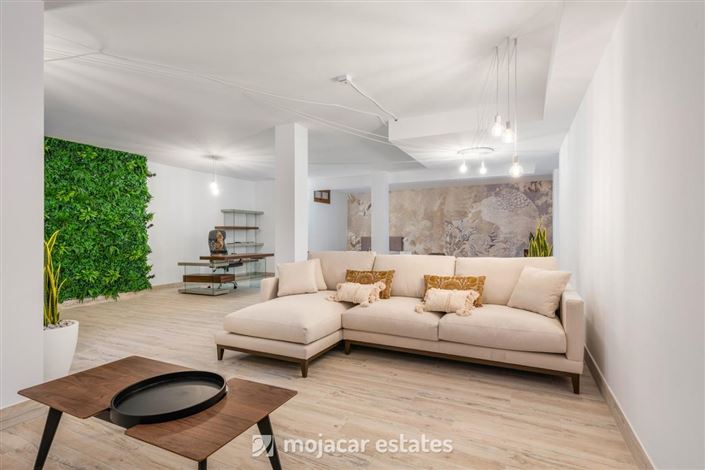 Image No.21-3 Bed Villa for sale