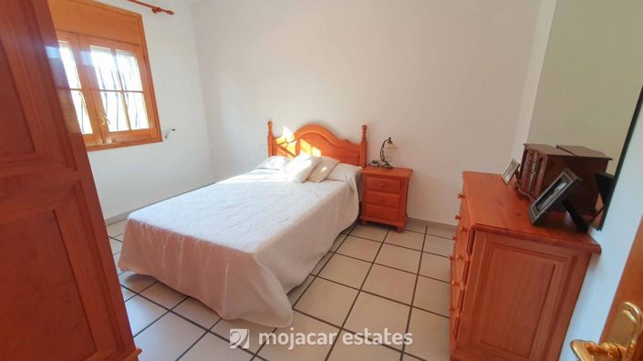 Image No.10-4 Bed Villa for sale