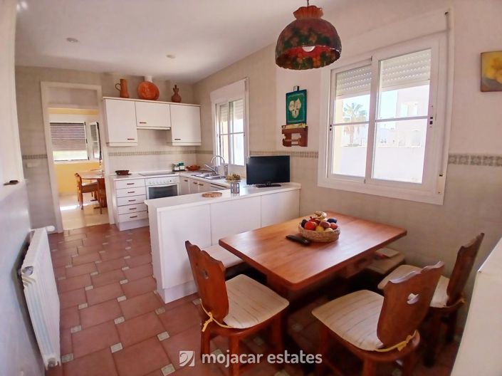 Image No.5-4 Bed Villa for sale