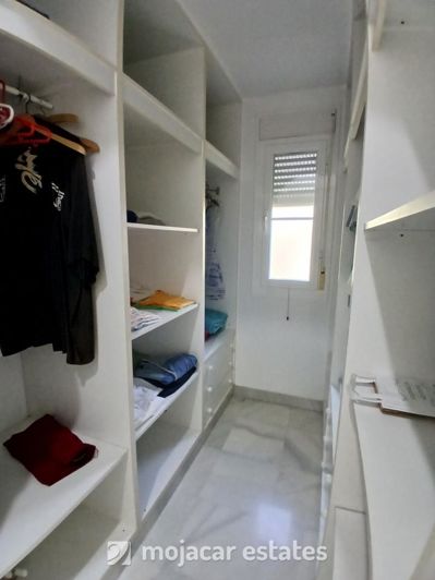 Image No.12-4 Bed Villa for sale