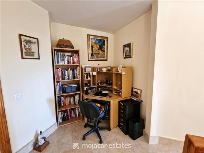 Image No.12-4 Bed Villa for sale