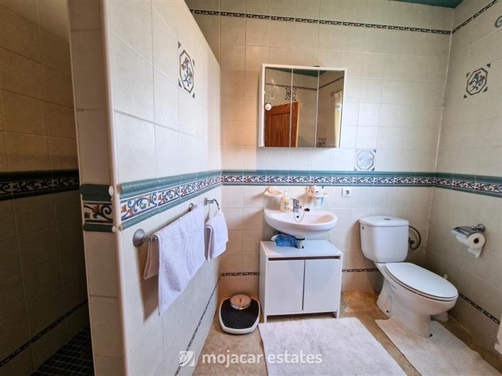 Image No.14-4 Bed Villa for sale