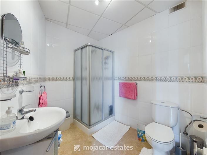 Image No.21-4 Bed Villa for sale