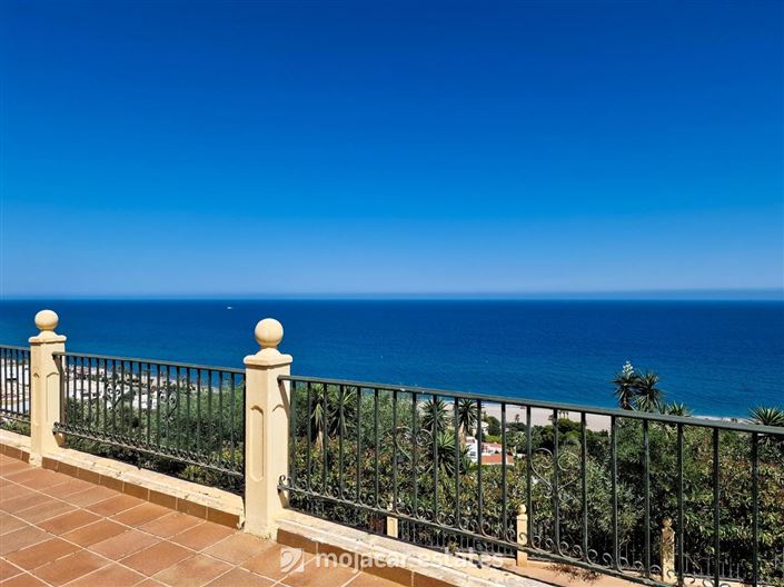 Image No.7-4 Bed Villa for sale