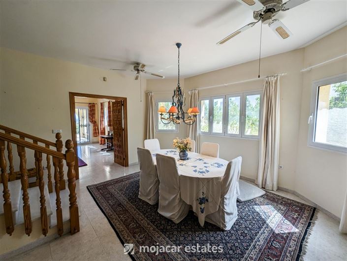 Image No.10-4 Bed Villa for sale