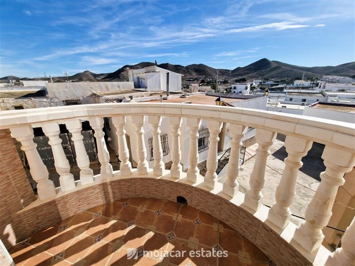 Image No.6-6 Bed Villa for sale