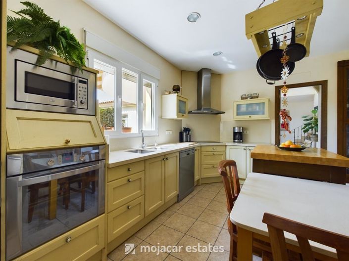 Image No.5-4 Bed Villa for sale