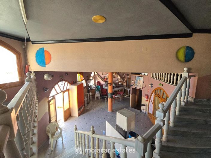 Image No.4-4 Bed Villa for sale