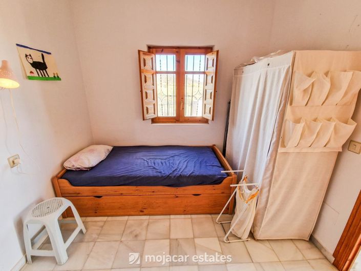 Image No.13-1 Bed Country House for sale