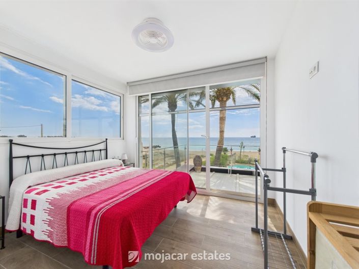 Image No.13-5 Bed Villa for sale