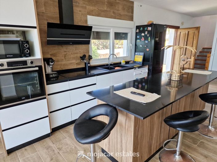 Image No.4-5 Bed Villa for sale