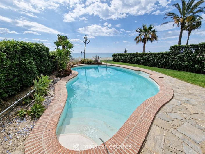 Image No.5-5 Bed Villa for sale