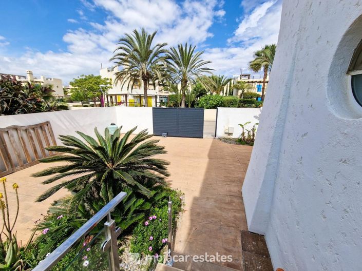 Image No.10-5 Bed Villa for sale