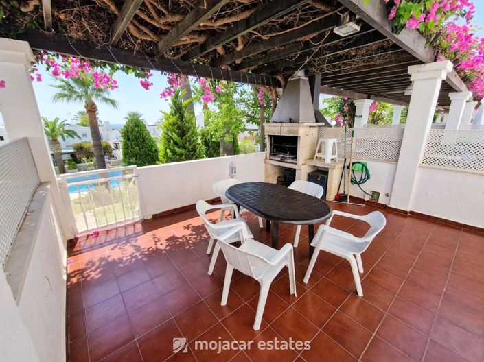 Image No.4-3 Bed Townhouse for sale