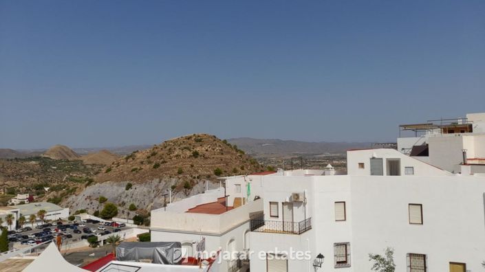 Image No.19-4 Bed Apartment for sale