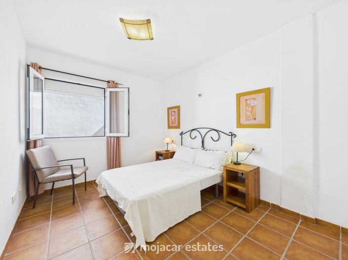 Image No.10-1 Bed Apartment for sale