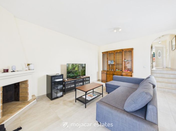 Image No.7-3 Bed Townhouse for sale