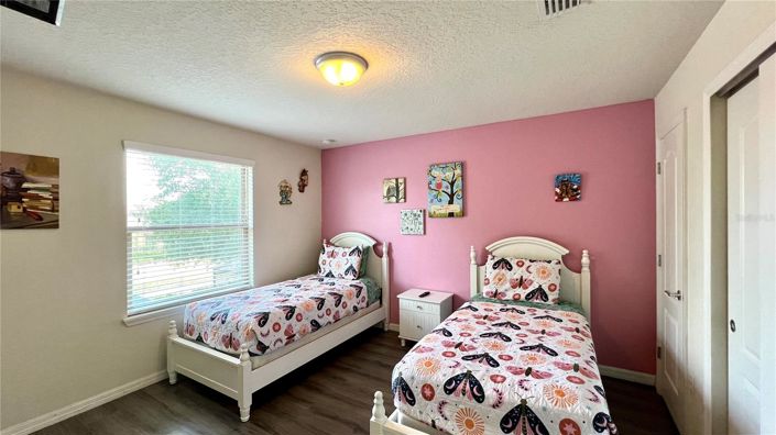 Image No.47-8 Bed House for sale